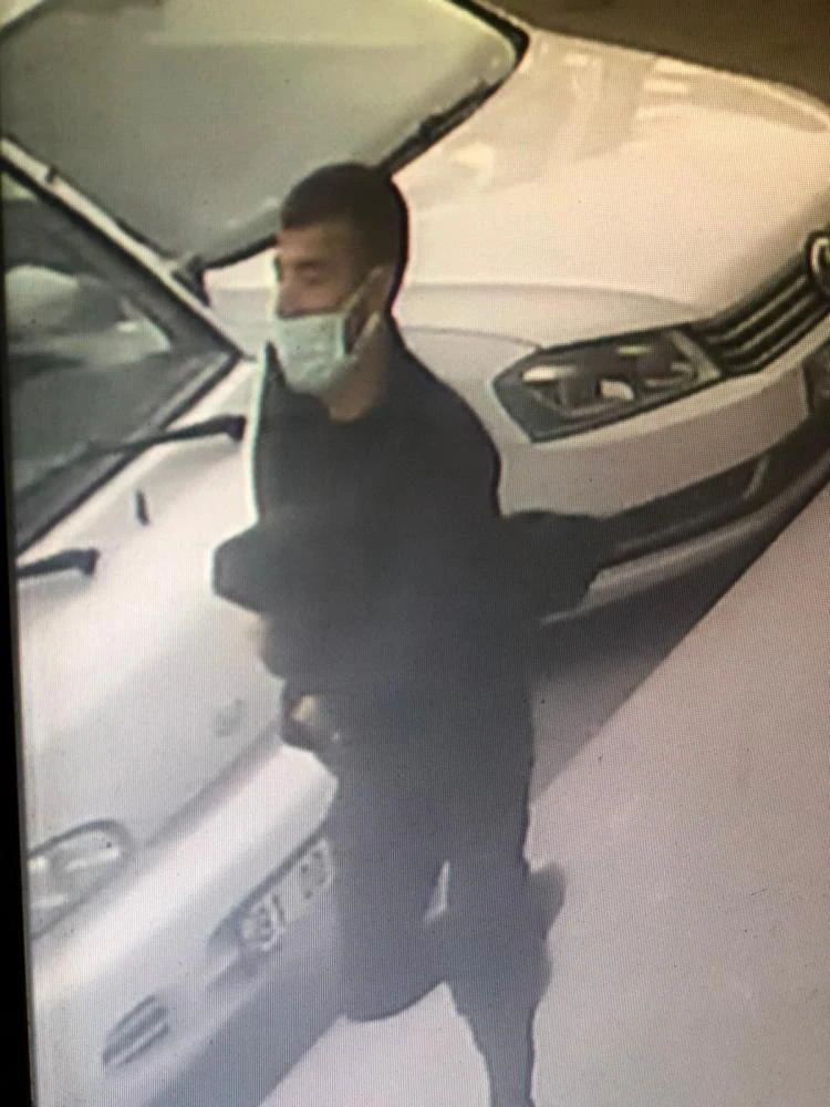 Aynı aracı bir saat arayla 2 kez soydular