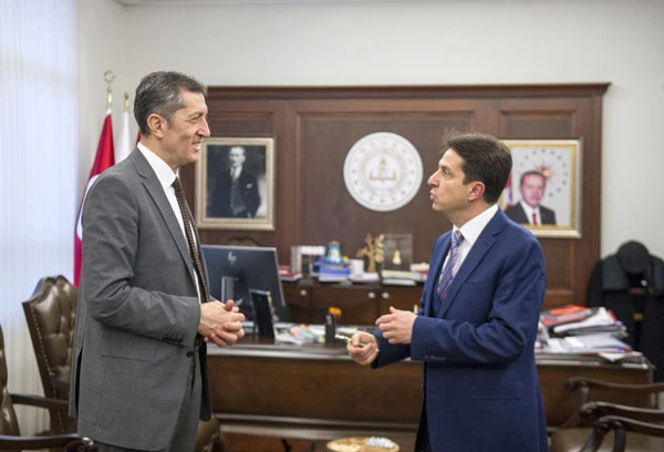 Batuhan Yaşar yazdı: Öğrenci tahtaya dokunsa bileceğiz