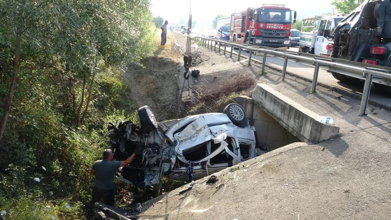 Bayram dönüşü feci kaza: Bir aile yok oldu