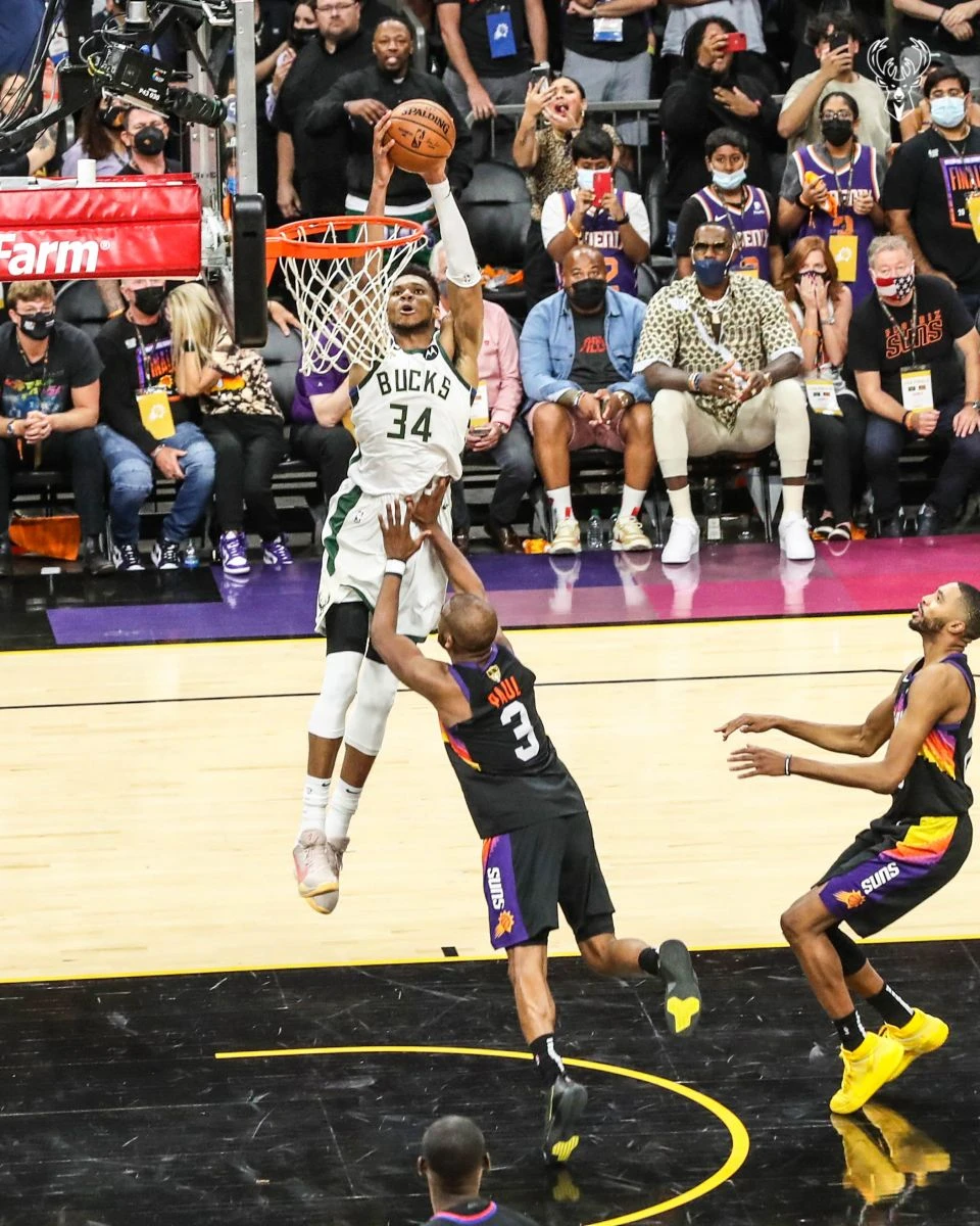 NBA final serisinde Milwaukee Bucks öne geçti