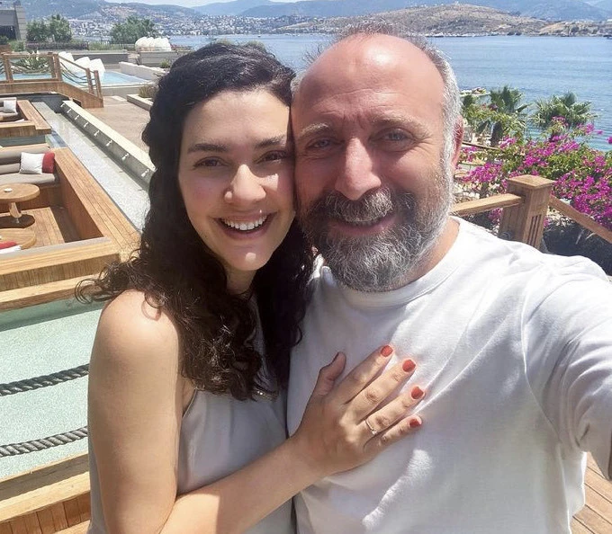 ‘Türkiye’yi terk edecekler’ iddialarının ardından Bergüzar Korel ve Halit Ergenç suskunluğunu bozdu