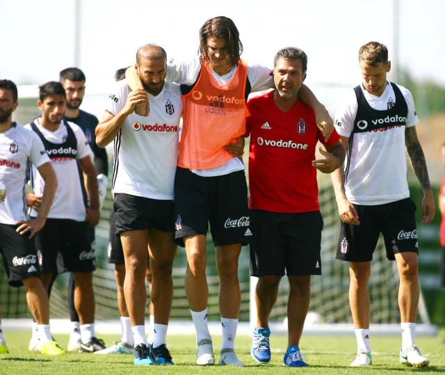Beşiktaş'ta şok sakatlık