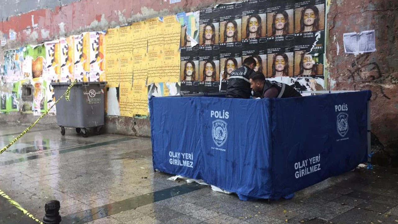 İstanbul'un göbeğinde korkunç olay! Sokak ortasında ceset bulundu