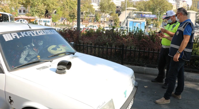 Maske denetiminde 'soba borulu' otomobile ceza