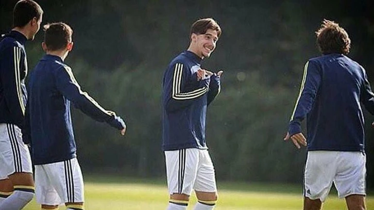 İşte Fenerbahçe'nin ilk transferi! Eski yıldızın oğlu...