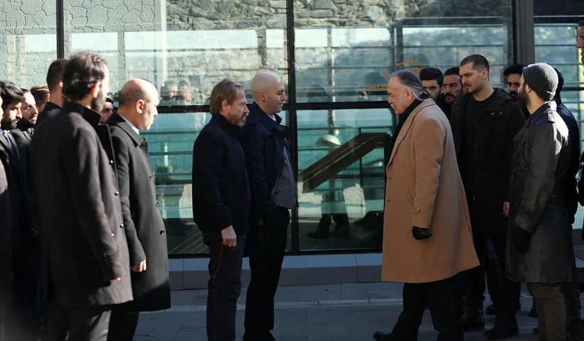 İçerde dizisinde avukat Emre Erçil karakteri diziye veda etti