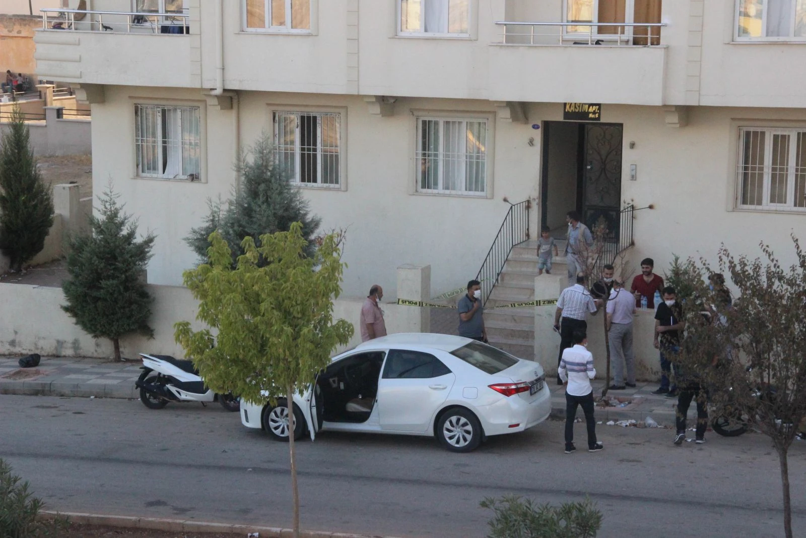 Cani damat boğduktan sonra üzerine beton dökmüş
