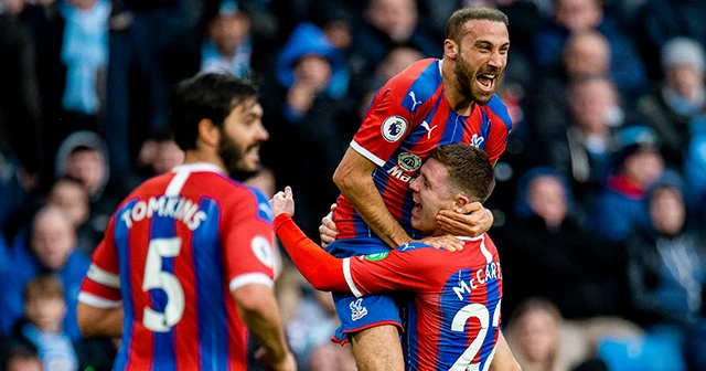 Cenk Tosun, Crystal Palace formasıyla ilk golünü M. City'e attı