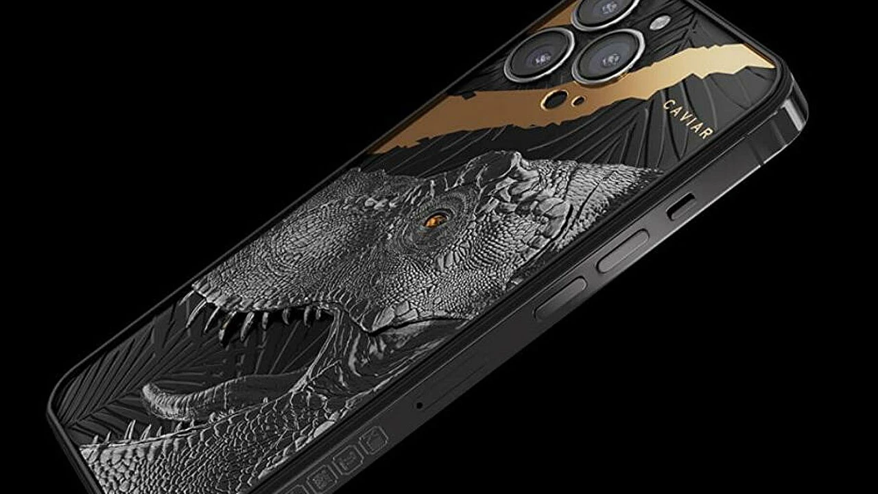 80 milyon yıllık T-rex (dinozor) dişli iPhone.