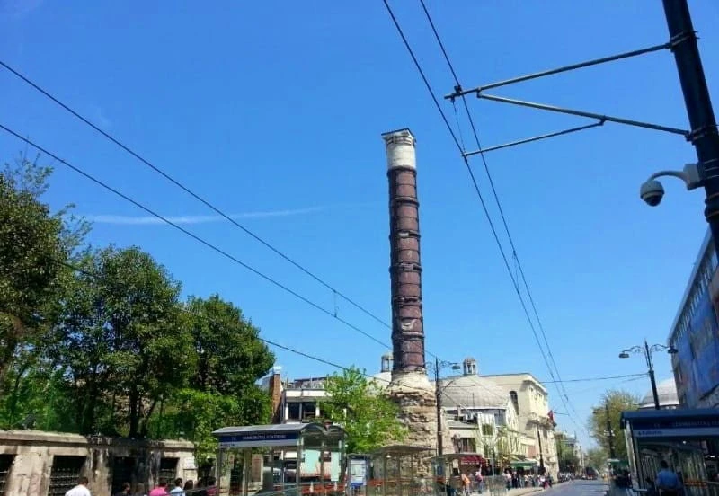 Çemberlitaş Sütunu