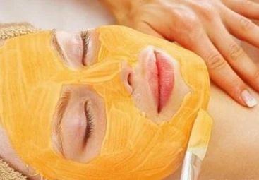 Yüze Bal Sürmek Faydalı Mı? Balın Cilde Faydaları Nelerdir? Bal Tüy Çıkartır mı?