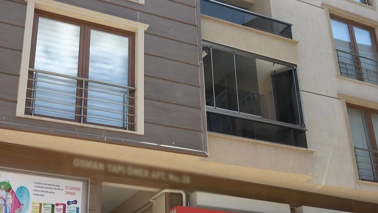 Cinnet getiren baba dehşet saçtı: Karısını ve kızını öldürdü intihar etti