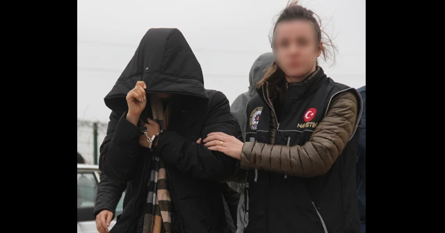7 dil bilen ABD'li kadın Adana'da suçüstü yakalandı!