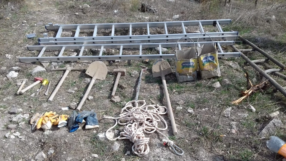 Kütahya’da define avcıları suçüstü yakalandı: 6 gözaltı