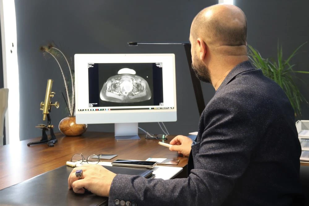 Yıllardır hamile gibi yaşıyordu! Gerçeği doktora gidince öğrendi