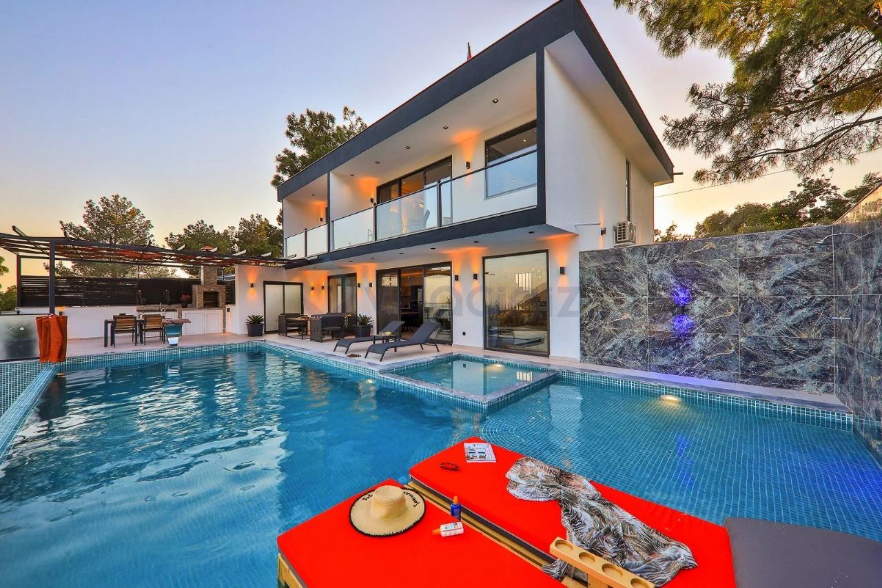 En Güzel Tatil Seçeneği Villacınız’da!