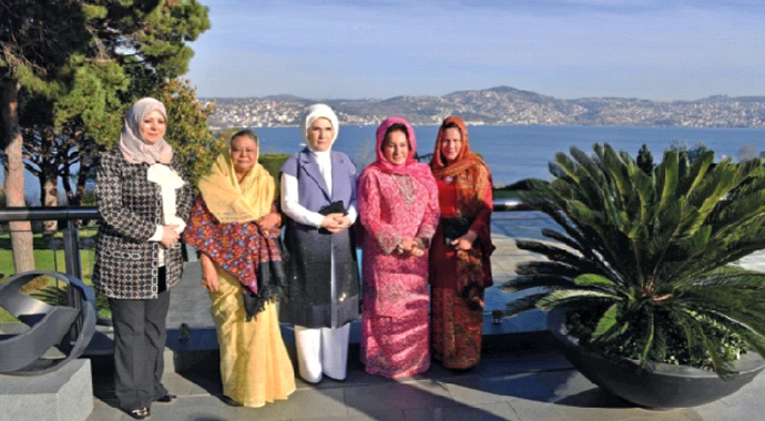 İşgalci İsrail'e ve destekçisi ABD'ye zirveden net mesaj