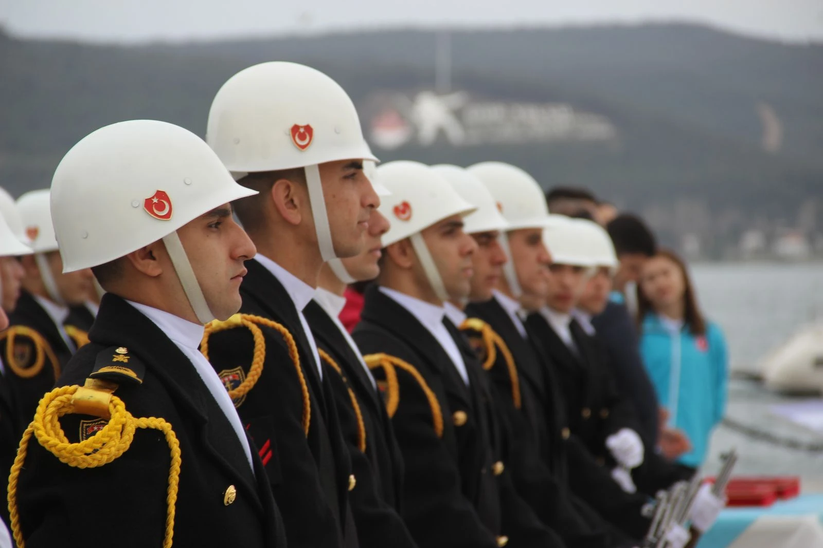 Kutsal emanetler yola çıktı