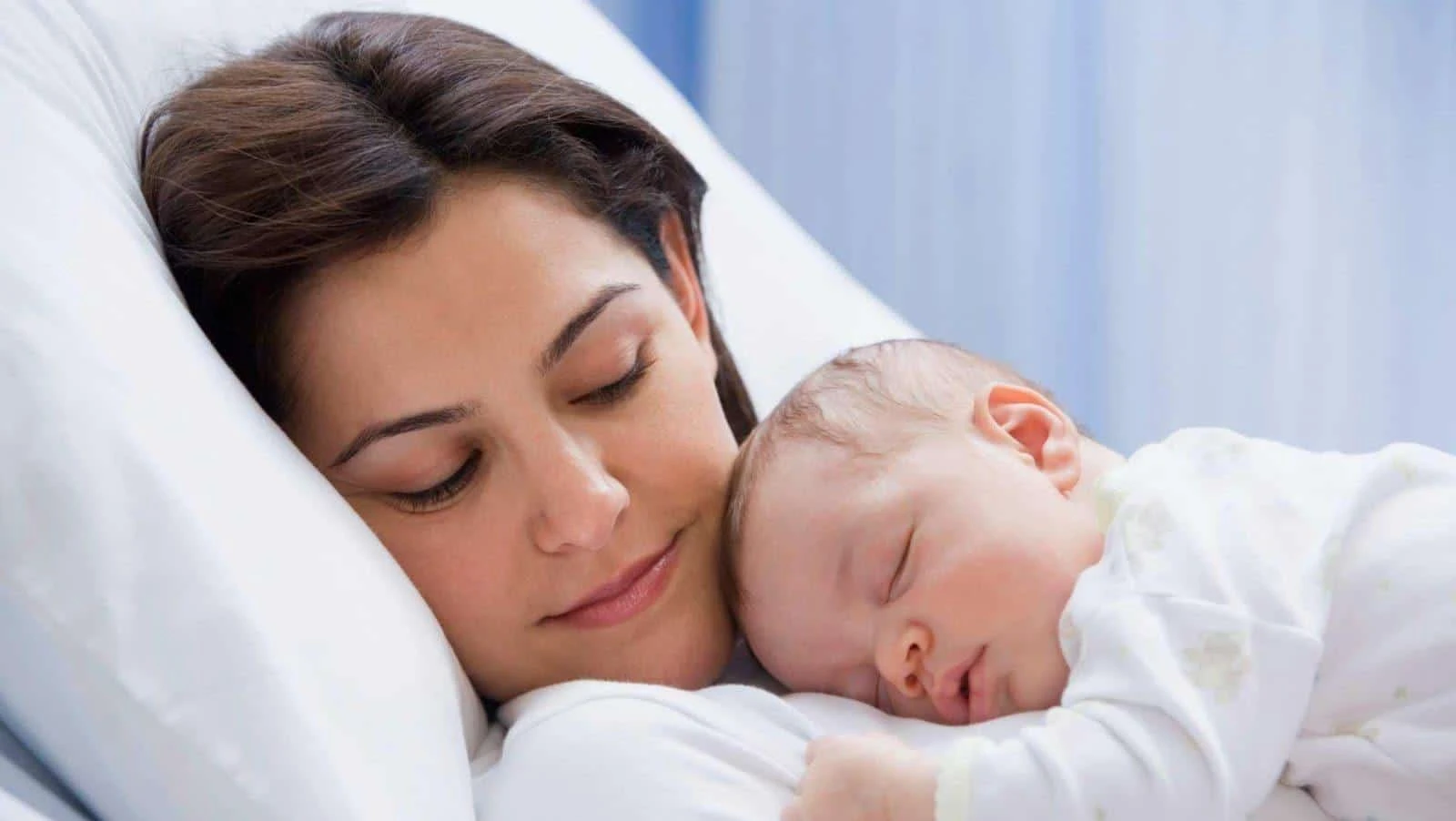 Türk ebeler, doğumda yeni 'ıkınma' tekniği ile tıp literatürüne girdi