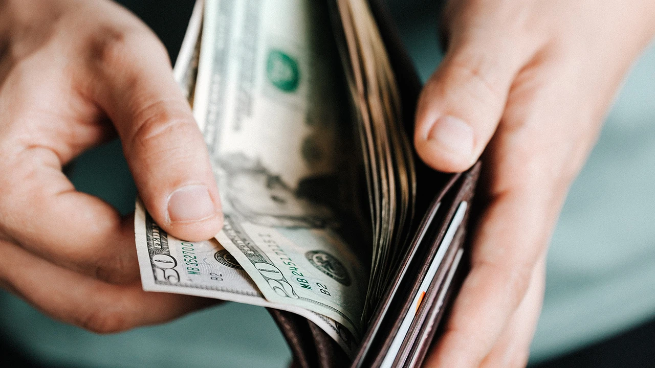 Dolar fiyatı yeni haftaya düşüşle başladı! 1 Kasım euro ve dolar kaç TL?