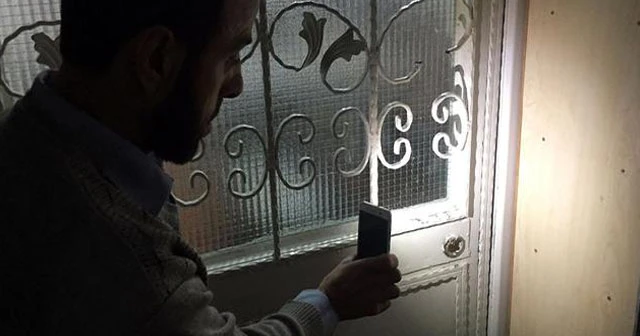 Camiye giren hırsızlar suçüstü yakalandı