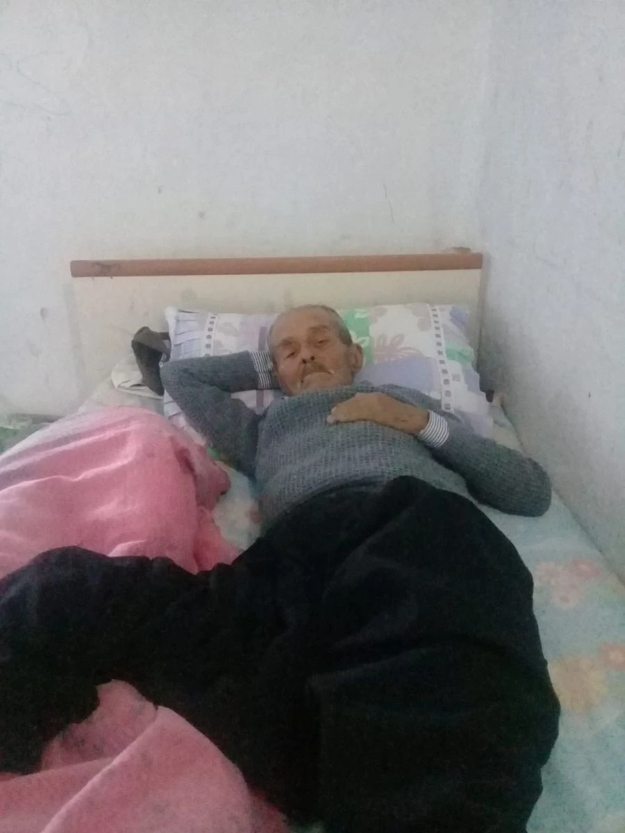 Elektrikli battaniyeye kaçırdığı idrar yaşlı adamın hayatına mal oldu