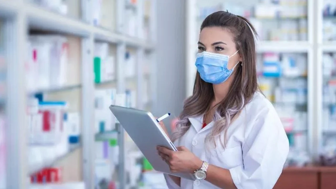 Bugün birçok kurum kapalı olacak! Bugün eczaneler açık mı? 1 Ocak’ta PTT ve kargolar çalışıyor mu?