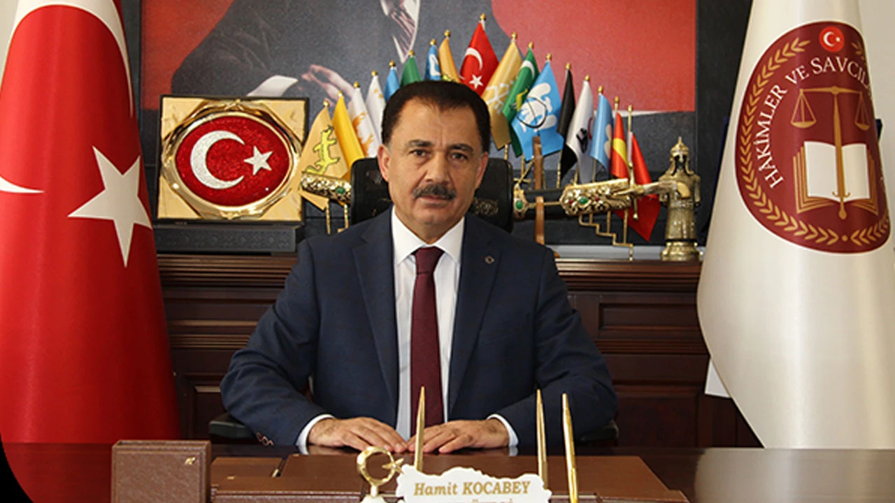 Son dakika! HSK üyesi Hamit Kocabey istifa etti