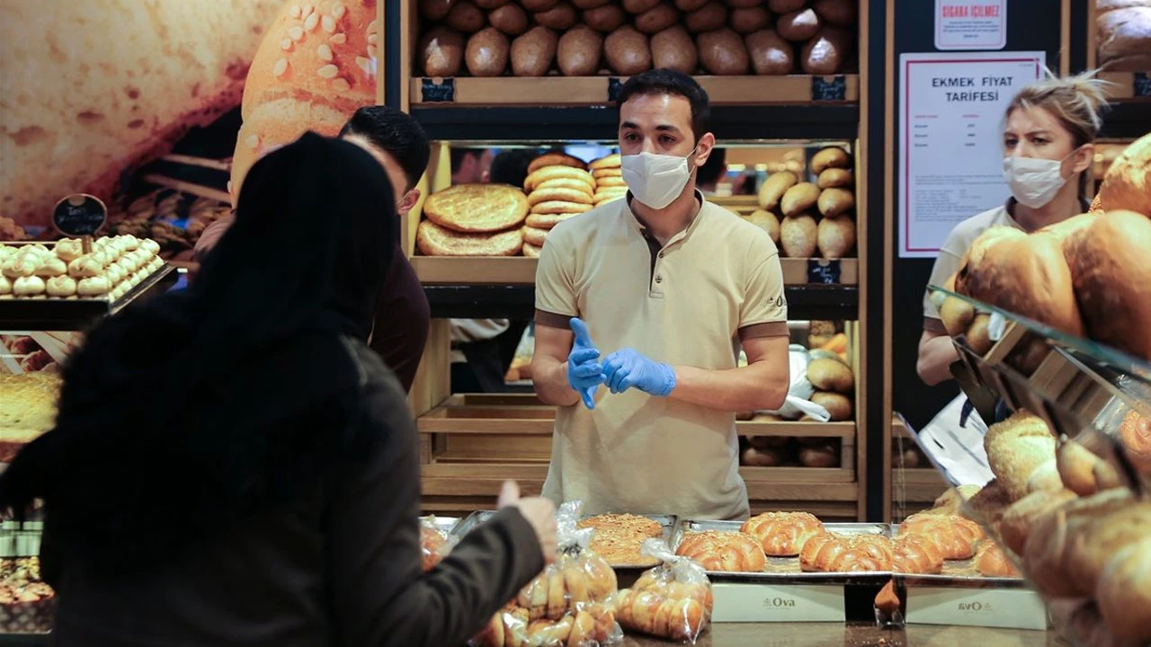 'Aşı olmayana ekmek yok' iddiasına yalanlama