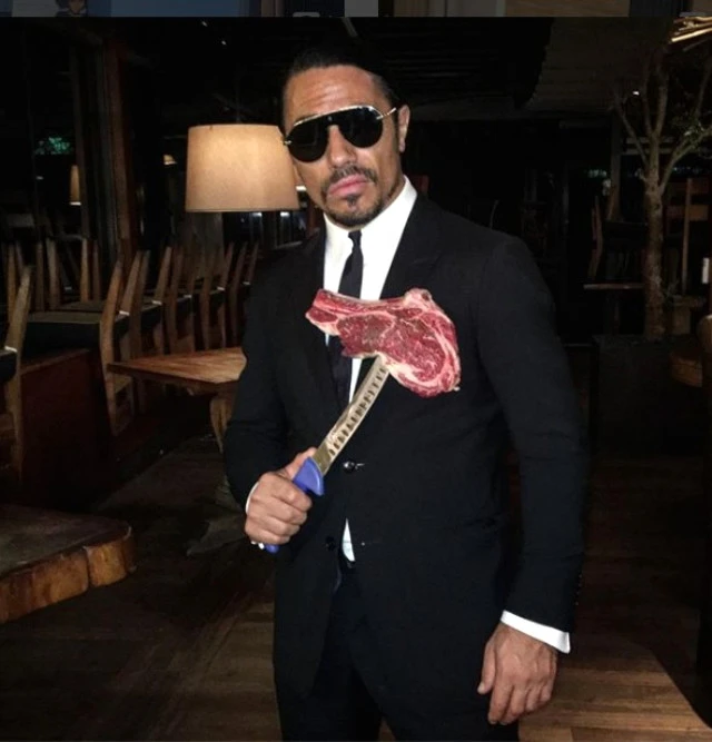 ABD'de restoran açan Nusret'in başı belaya girdi