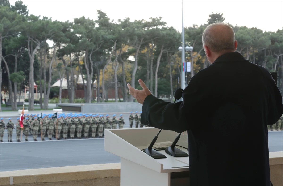 Cumhurbaşkanı Erdoğan: Azerbaycan tarih yazmaya devam edecek