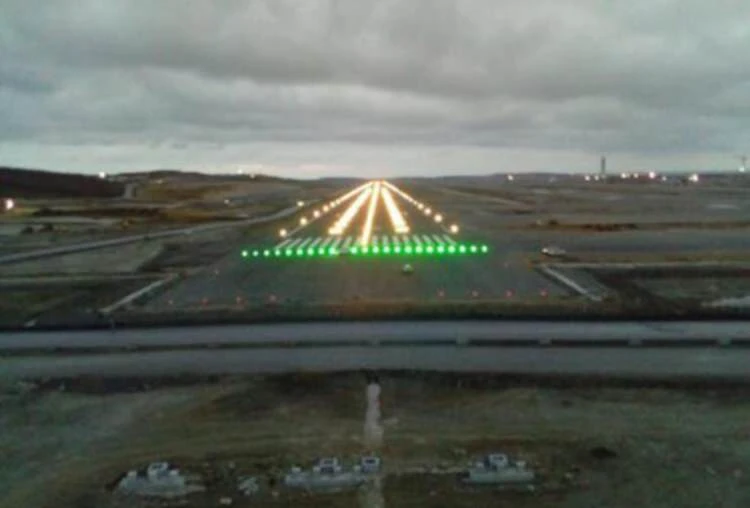 3. havalimanının pist ışıkları ilk kez yandı: Tarihi anlar