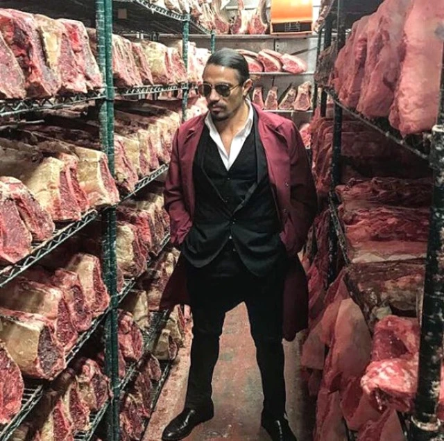 ABD'de restoran açan Nusret'in başı belaya girdi