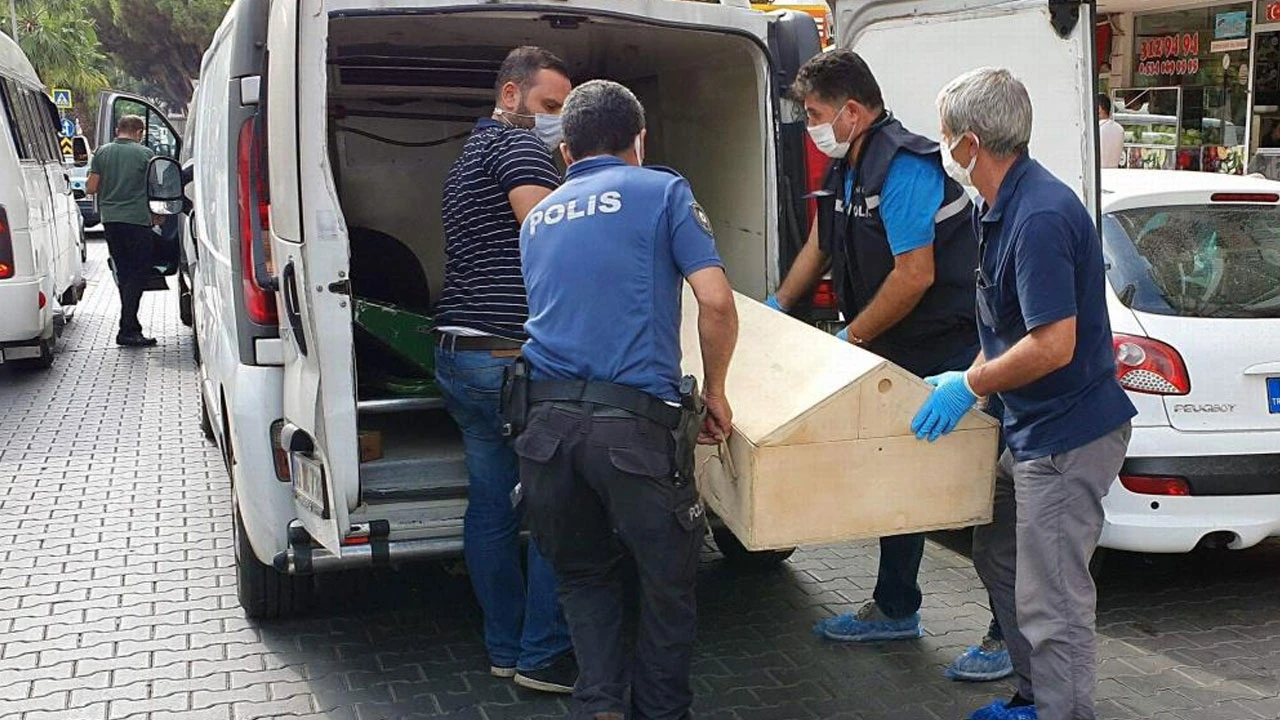 Aydın'da günlerdir haber alınamayan kadın evinde ölü bulundu