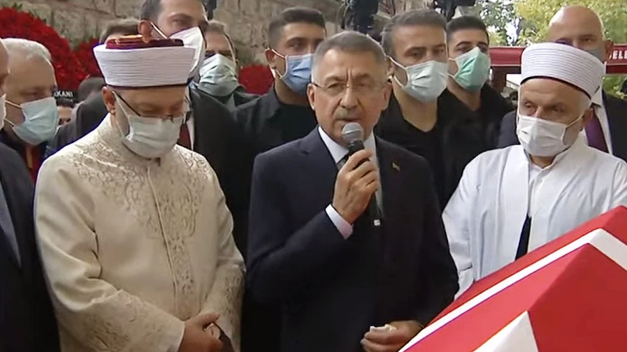 Yerli İHA'nın babası Özdemir Bayraktar son yolculuğuna uğurlandı