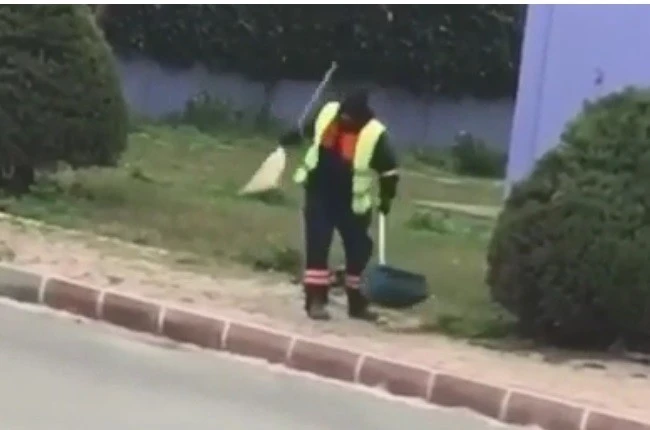 Antalyalı temizlik işçisi fenomen oldu, belediye özel klip çekti