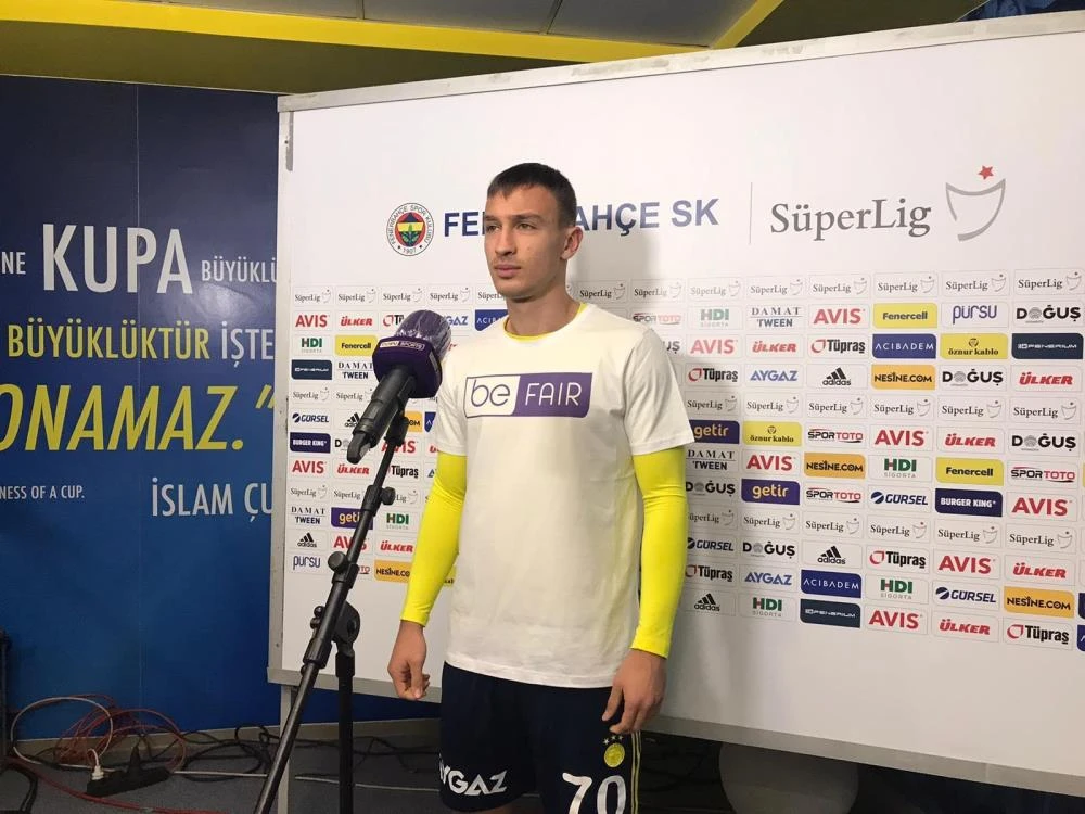 Fenerbahçeli futbolculardan yayıncı kuruluşa tepki