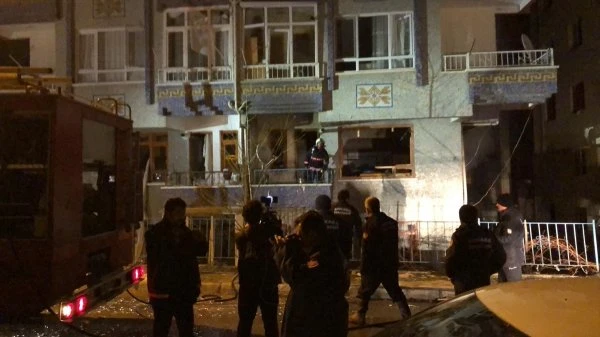 Ankara'da patlama: 2'si polis 5 yaralı