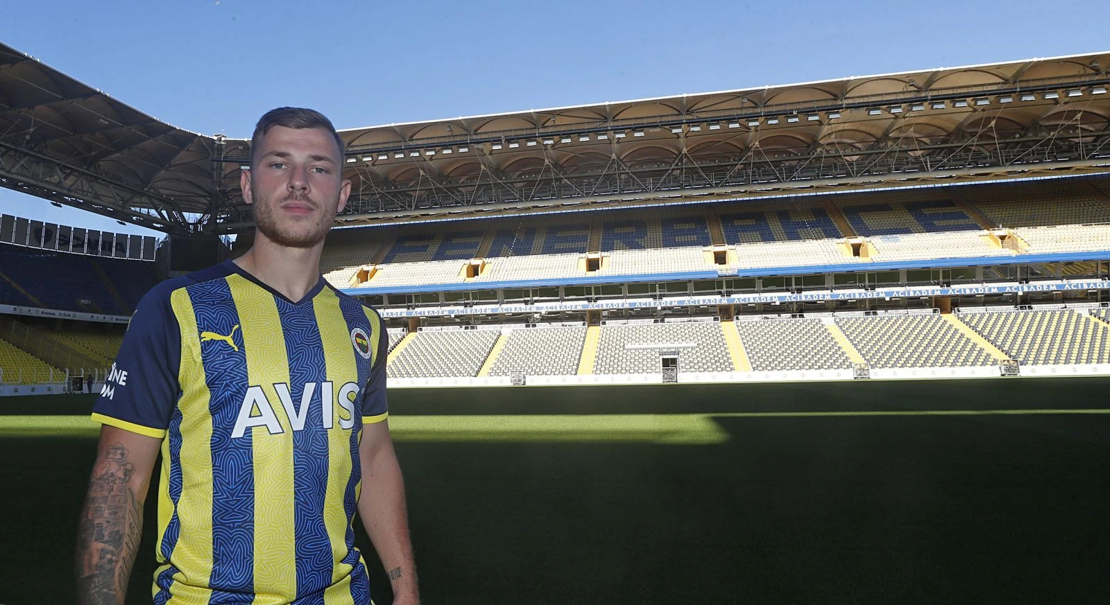 Fenerbahçe, Alman futbolcu Max Meyer'i transfer etti! Son dakika transfer haberi...