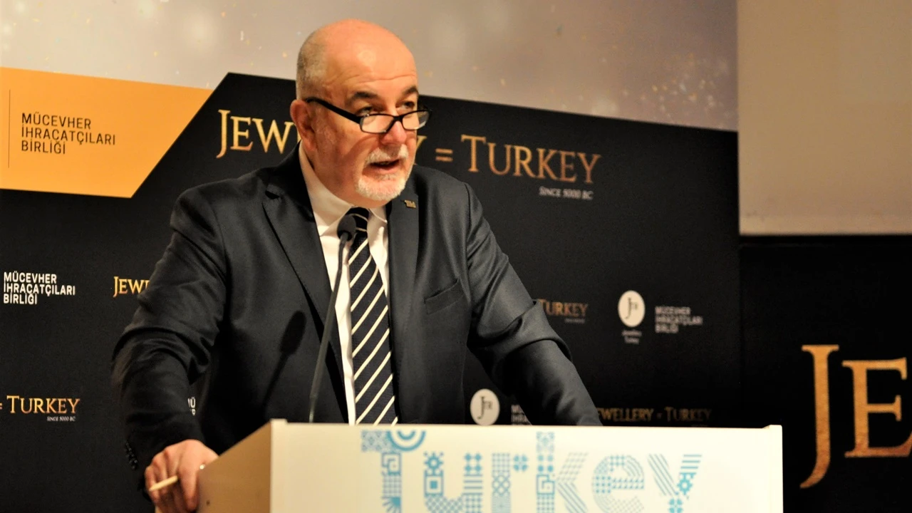 Altın fiyatında sektör temsilcileri bile önünü göremiyor: 'Nereye gider biz de bilmiyoruz'