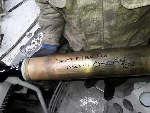 Onu unutmadı: 'Kardeşim için'