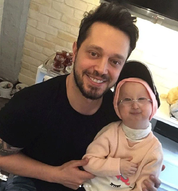 Murat Boz hayranı Gülsüm'le buluştu