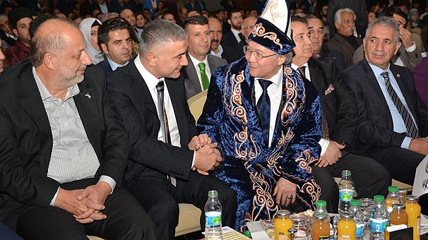 Sedat Peker'e 'Dünya Türklüğü Hakan'ı' unvanı verildi