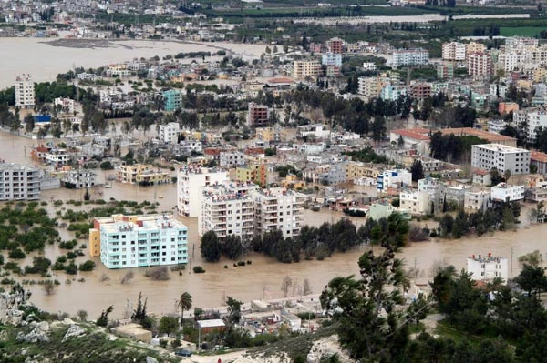 Bakan Eroğlu’ndan fotoğraflı ’kar erimesi’ uyarısı