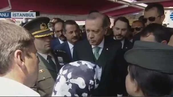 Erdoğan Albay Peker'in cenazesinde