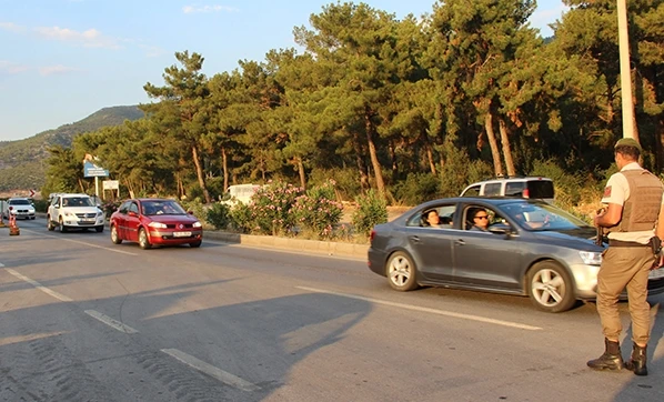 Tatilciler Bodrum’a akın akın gelmeye başladı