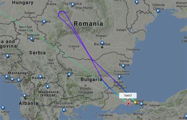 THY'nin Washington uçağı geri döndü