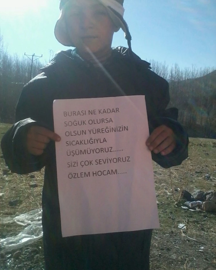 Fotoğrafları gören öğrenciler seferber oldu