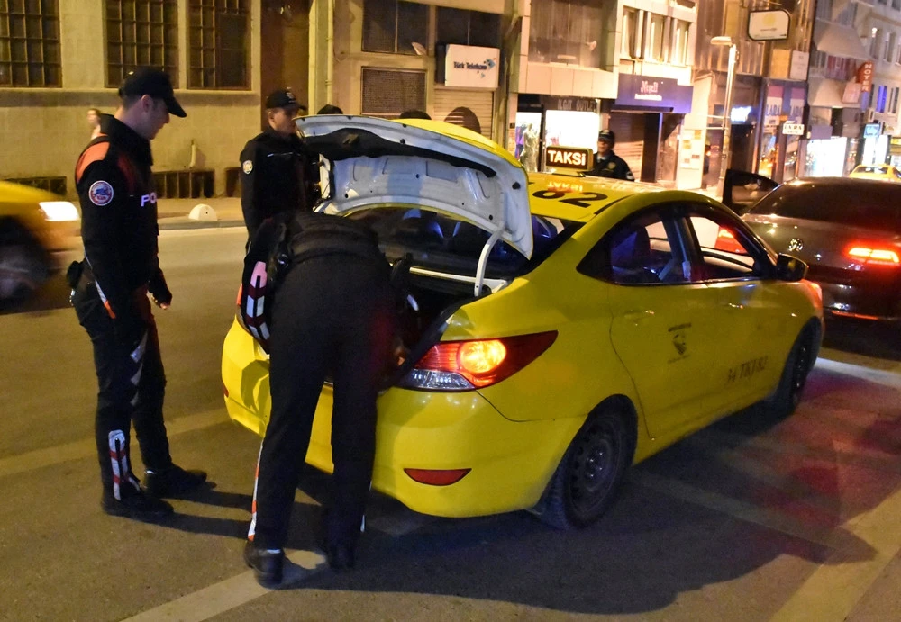 İstanbul'da 39 ilçede asayiş denetimi