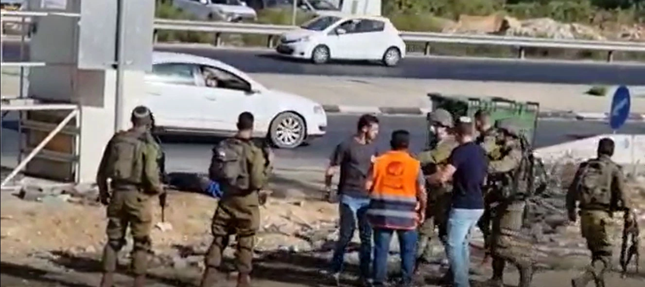 İsrail güçleri Filistinli genci yaraladı sağlık ekiplerini yaklaştırmadı